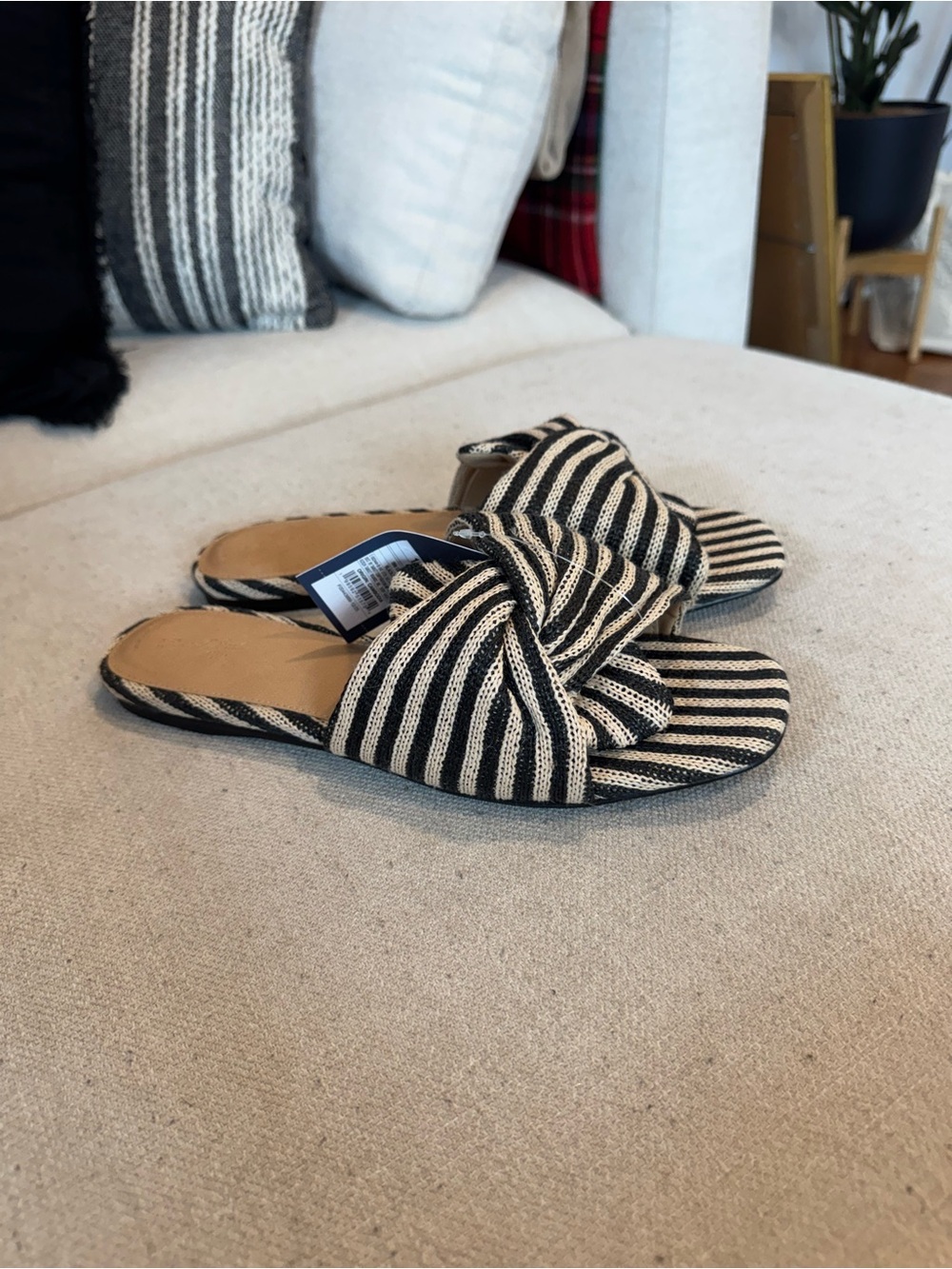 Universal Thread Women’s Mila Striped Slide Raffia Sandals, Tan/Black, Sz 10 NWT - Picture 7 of 11